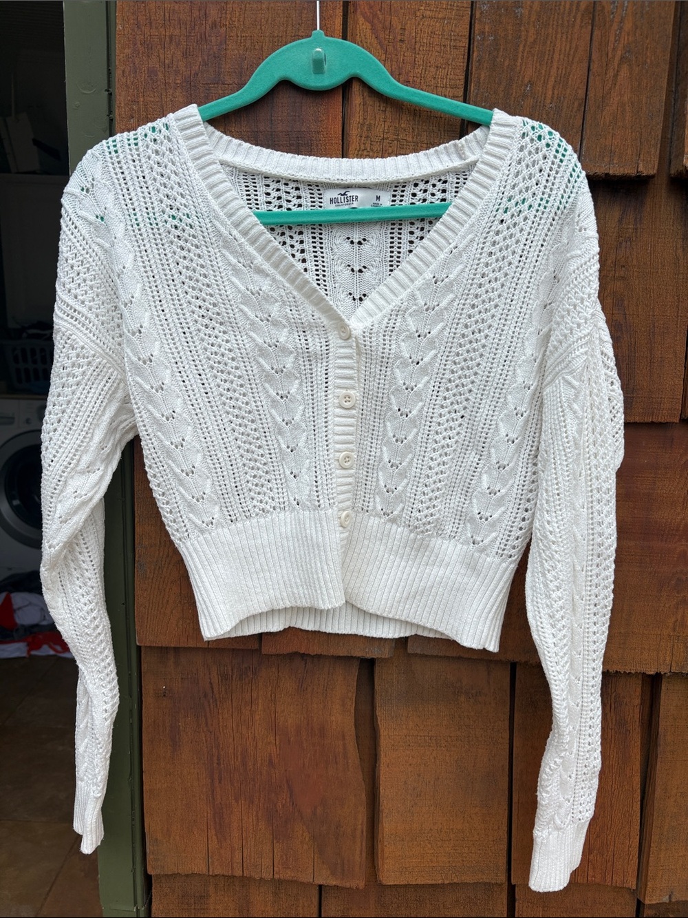 Hollister Light Cream Cropped V‑Neck Knit Button Cardigan Size Medium